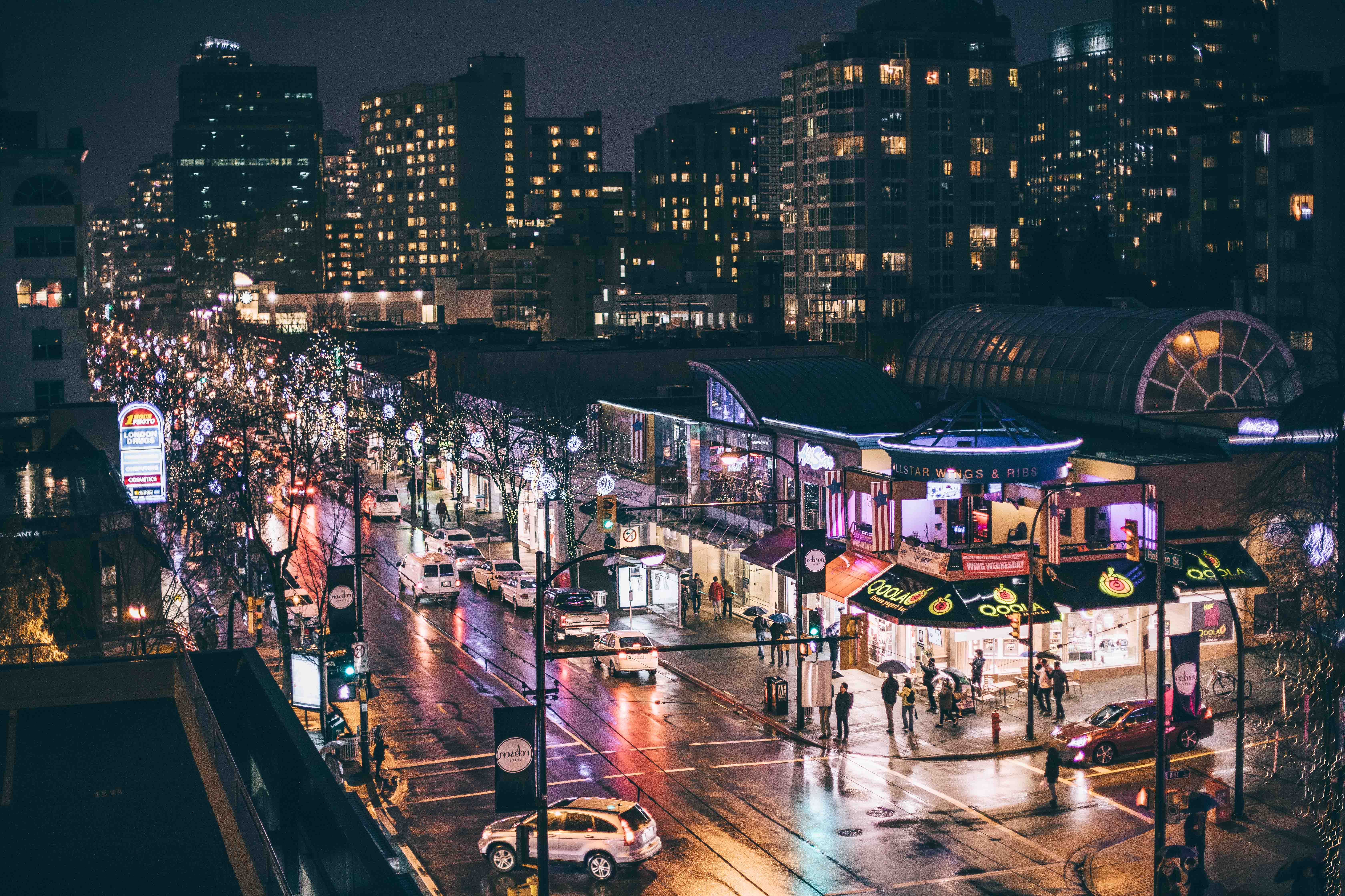 December Events Happening #onRobson - Robson Street Business