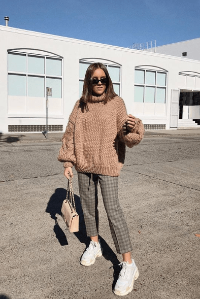 Vancouver Fashion: Must Have Winter Outfits - Robson Street