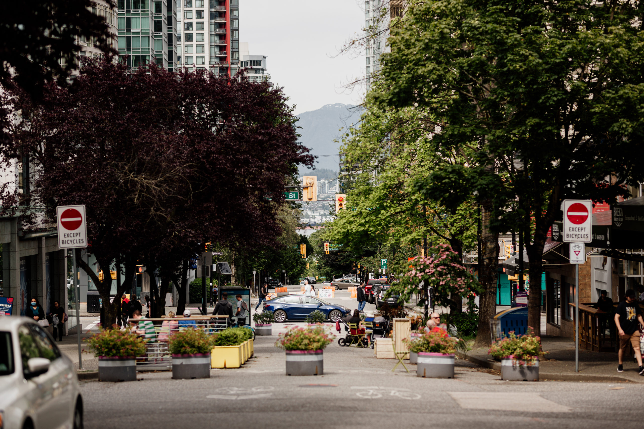 Vancouver Shopping: Parking #onRobson - Robson Street Business Association